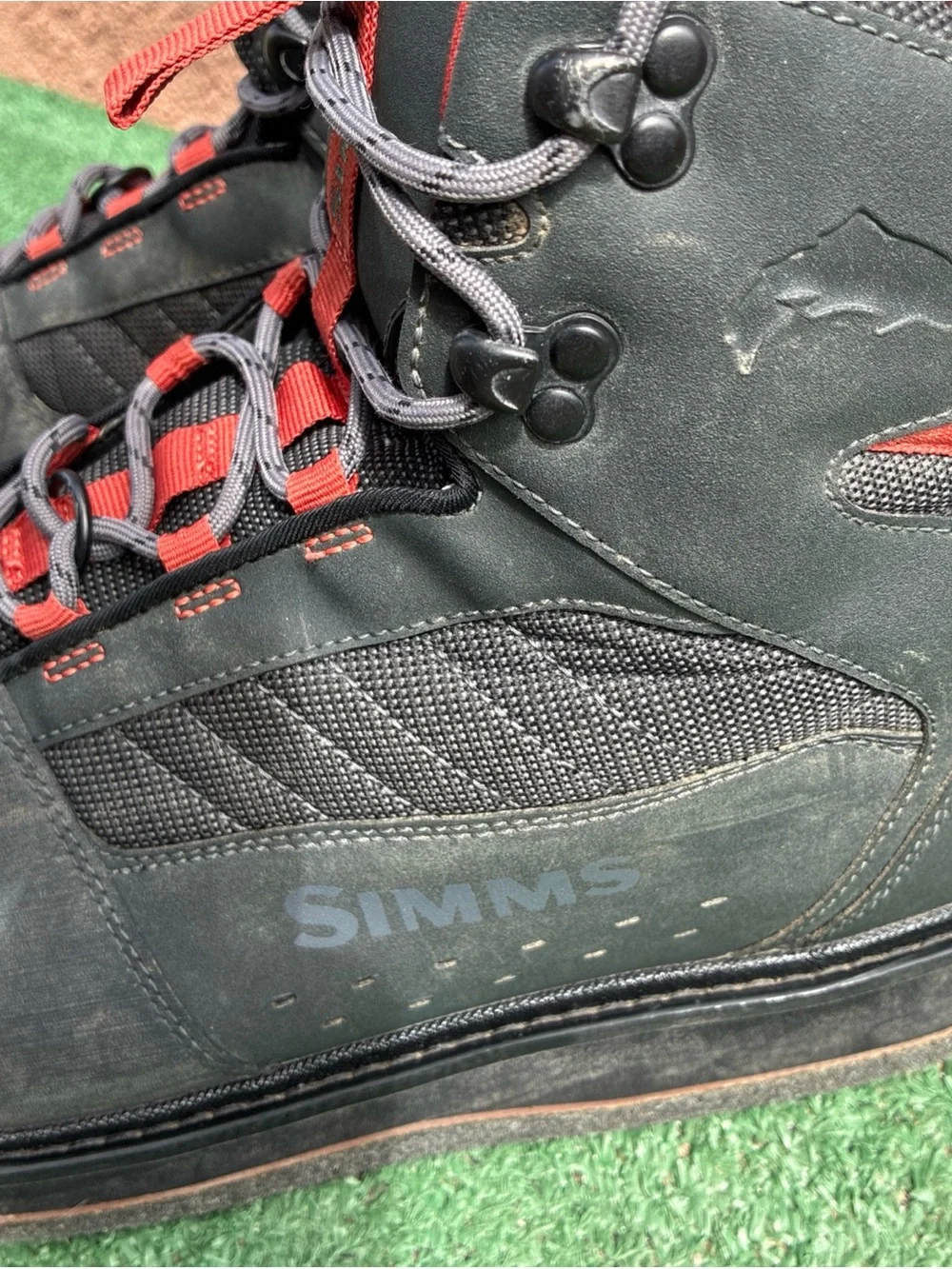 Simms Tributary Wading Boots Rubber Sole Mens Sz 12 Bullet Gray/Orange Lace Up